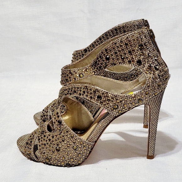 GIANNI BINI DRESS SHOES SIZE 6M HIGH HEELS - Picture 2 of 13